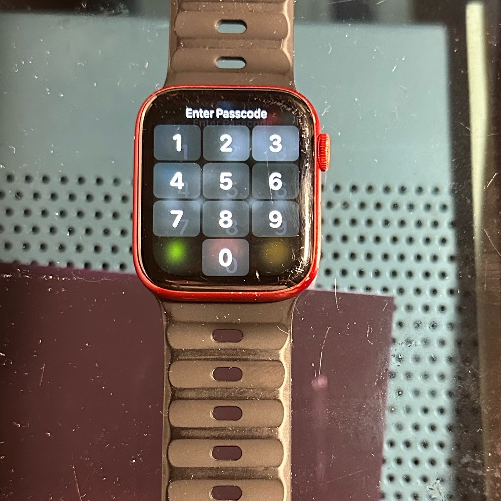 Red Apple Watch Series 6